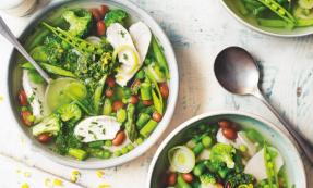 Chicken borlotti bean soup